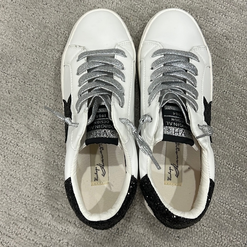 Vintage Havana black and white sneakers. Never been worn!